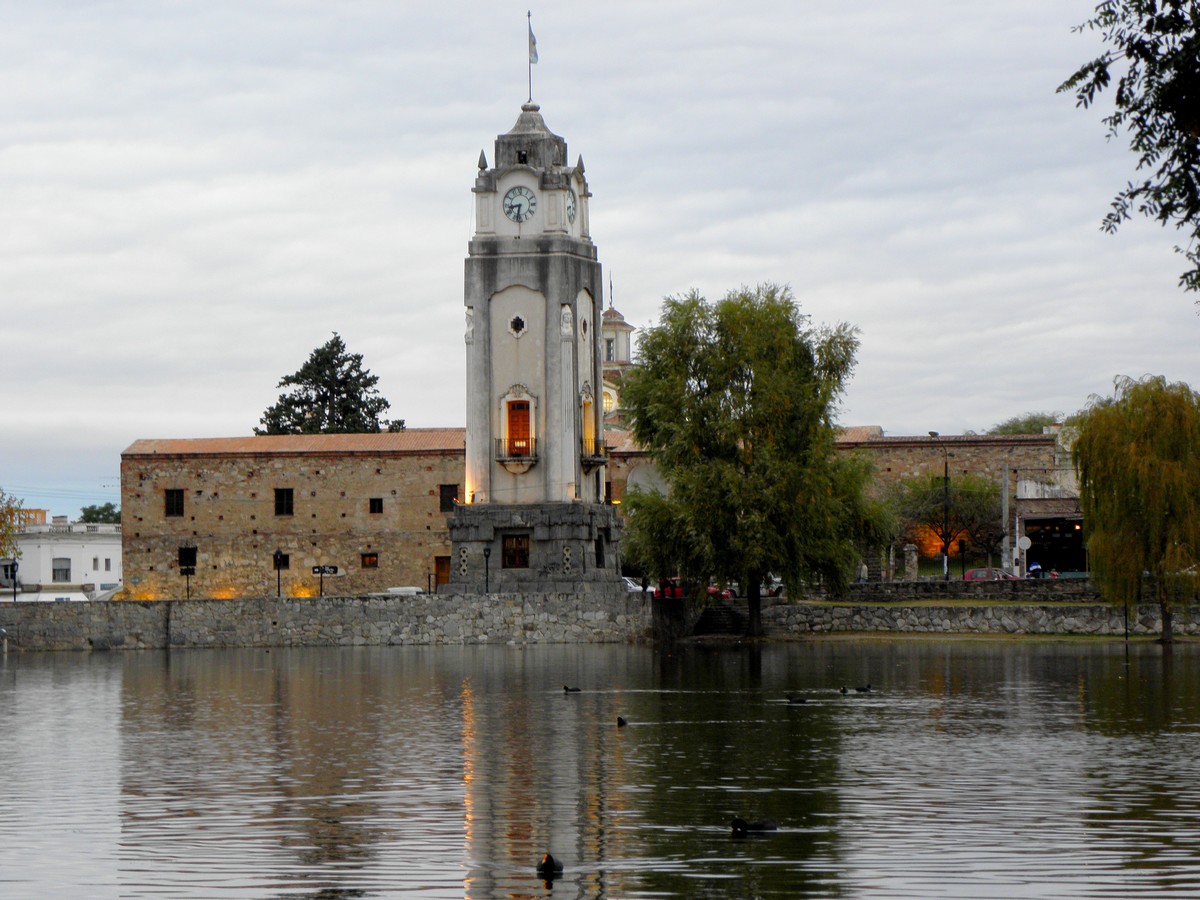 <i><h4>Alta Gracia est une ville de la province de Córdoba, en Argentine</i>