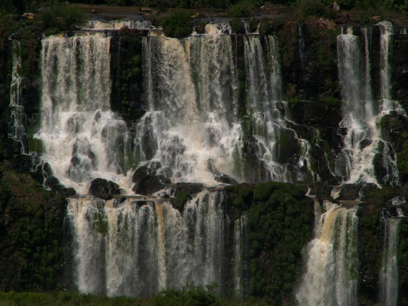 <i><h5>Cataratas del Iguazú </i>