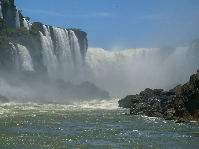 <i><h4>Las Cataratas del Iguazú  </i>