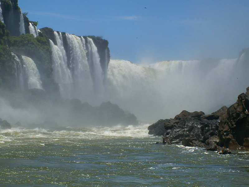 <i><h4>Las Cataratas del Iguaz  </i>