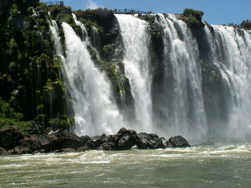 <i><h4>Las Cataratas del Iguaz  </i>