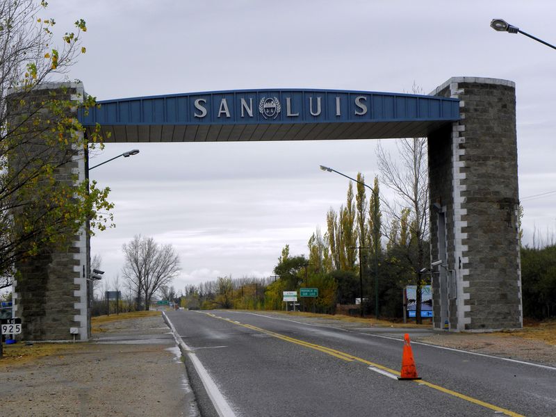 <i><h4>La porte de la province de San Luis </i>