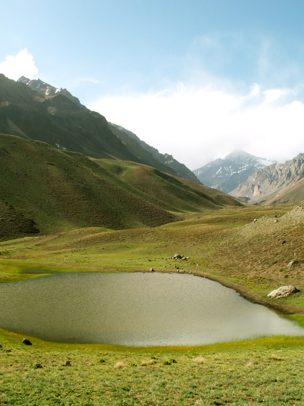 <i><H4>Cerro Aconcagua </i>