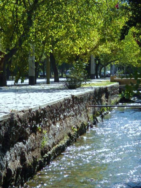 <i>Une ville qui ne manque pas d'eau,car la matrise des techniques irrigatrices ne date pas dhier.Elle remonte  environ 500 ans, avant mme larrive des conquistadores</i>